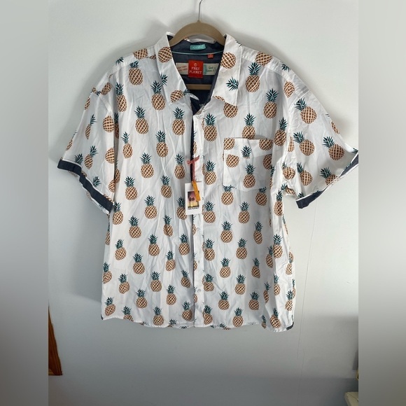 Free Planet Men's 3X Vacay Spirit Pineapple Print Button Up Shirt Short Sleeve - Picture 1 of 8